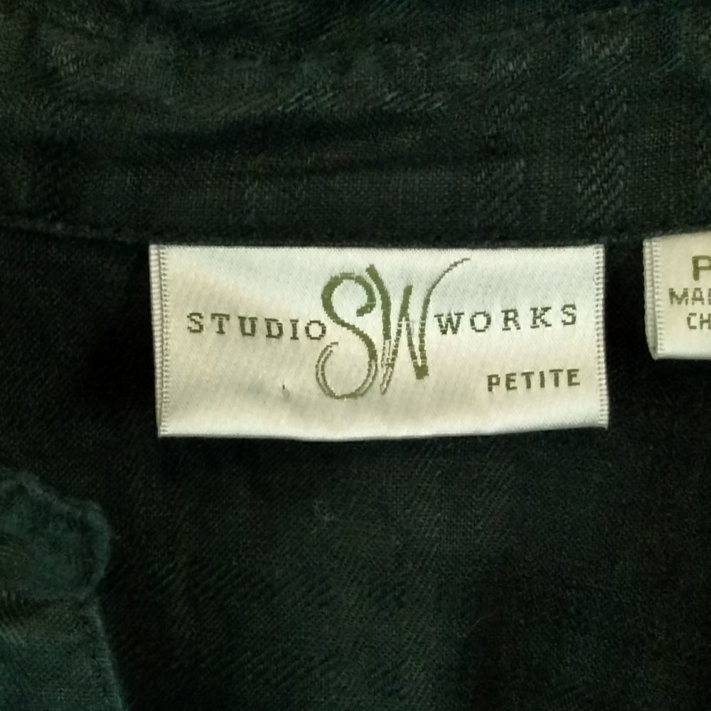 "StudioâWorks"âwoman's buttonâupâshirt - Picture 5 of 8